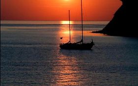 Latitudes 43